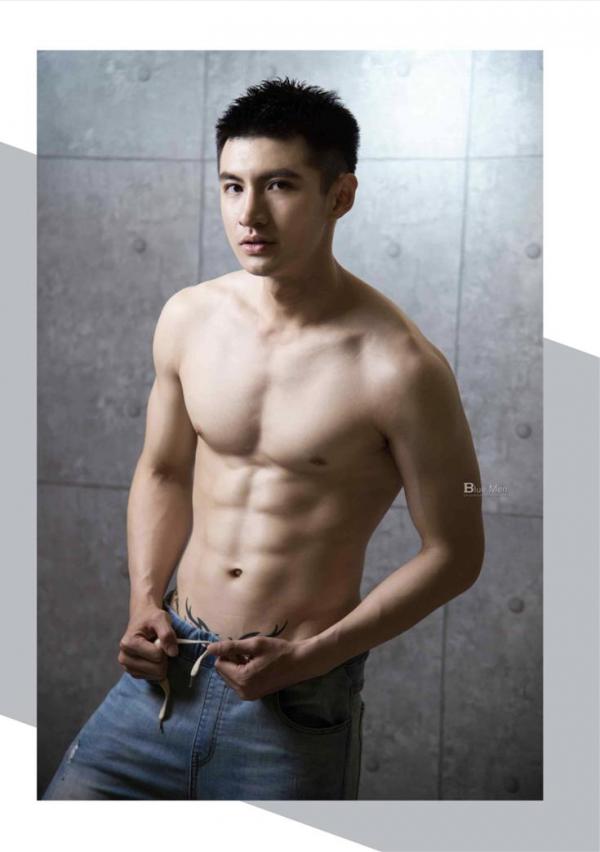 VIRILE-No.02-ebook--bts-video